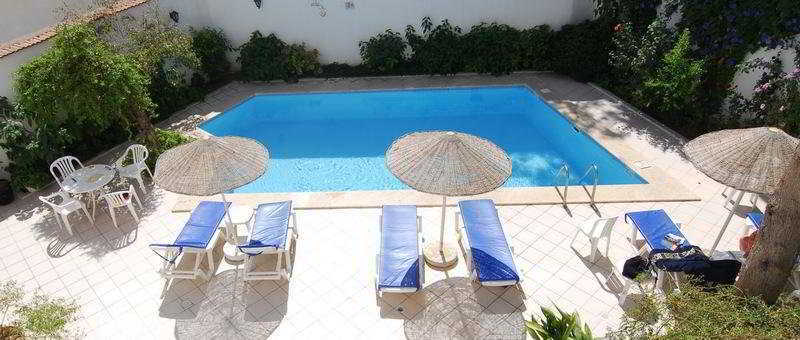 Akdeniz Apart Hotel Κουσάντασι Εξωτερικό φωτογραφία